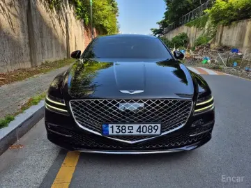 2023 Genesis G80 с пробегом 5 800 км