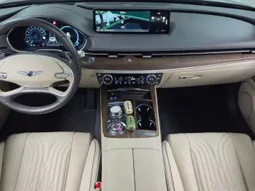 2023 Genesis G80 с пробегом 40 747 км