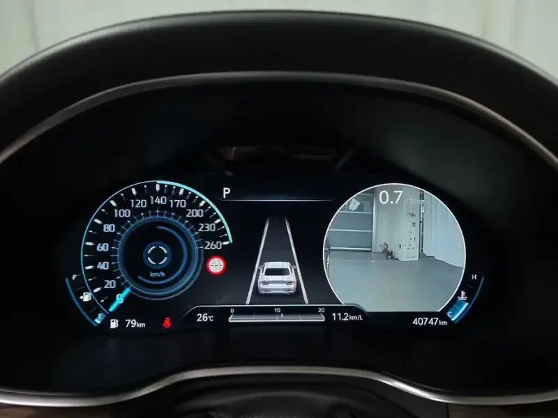 2023 Genesis G80 с пробегом 40 747 км