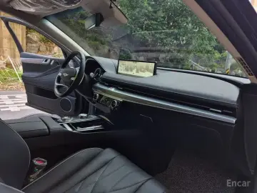 2023 Genesis G80 с пробегом 5 800 км