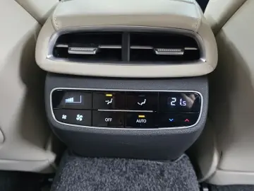 2023 Genesis G80 с пробегом 40 747 км