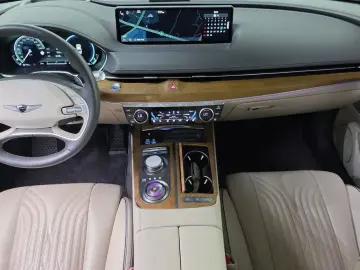 2023 Genesis G80 с пробегом 66 340 км