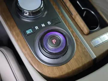2023 Genesis G80 с пробегом 66 340 км