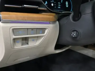 2023 Genesis G80 с пробегом 66 340 км