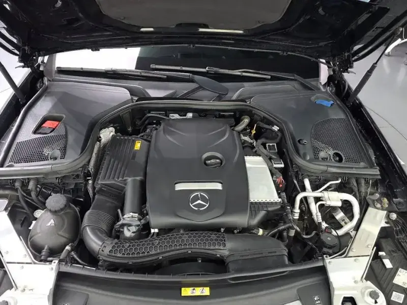 2021 Mercedes-Benz E-Класс с пробегом 50 699 км