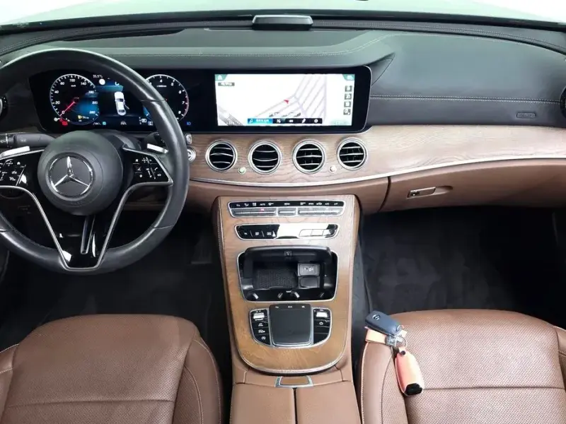 2021 Mercedes-Benz E-Класс с пробегом 50 699 км