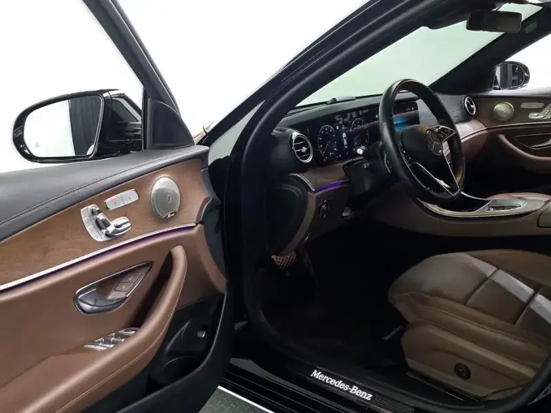 2021 Mercedes-Benz E-Класс с пробегом 50 699 км
