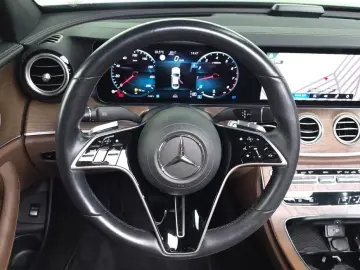 2021 Mercedes-Benz E-Класс с пробегом 50 699 км