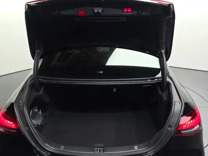 2021 Mercedes-Benz E-Класс с пробегом 50 699 км