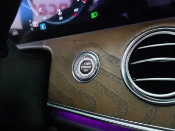 2021 Mercedes-Benz E-Класс с пробегом 66 418 км