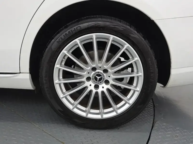 2021 Mercedes-Benz E-Класс с пробегом 66 418 км