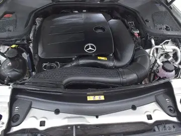 2022 Mercedes-Benz E-Класс с пробегом 63 211 км