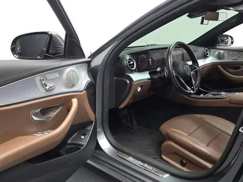 2021 Mercedes-Benz E-Класс с пробегом 121 524 км