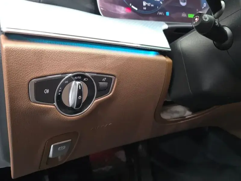 2021 Mercedes-Benz E-Класс с пробегом 121 524 км