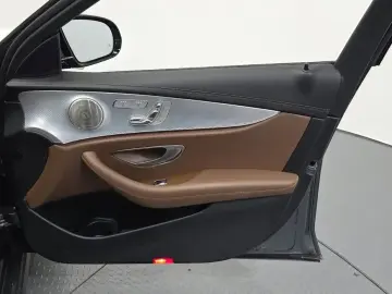 2021 Mercedes-Benz E-Класс с пробегом 121 524 км