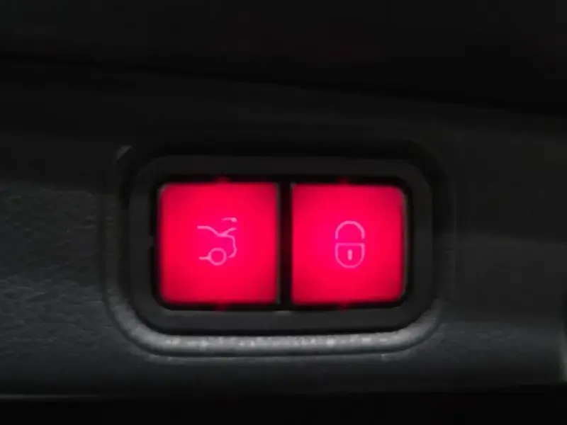 2021 Mercedes-Benz E-Класс с пробегом 121 524 км