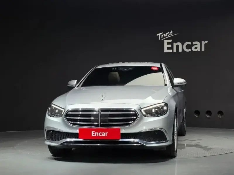 2022 Mercedes-Benz E-Класс с пробегом 26 557 км
