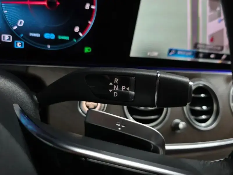 2022 Mercedes-Benz E-Класс с пробегом 26 557 км