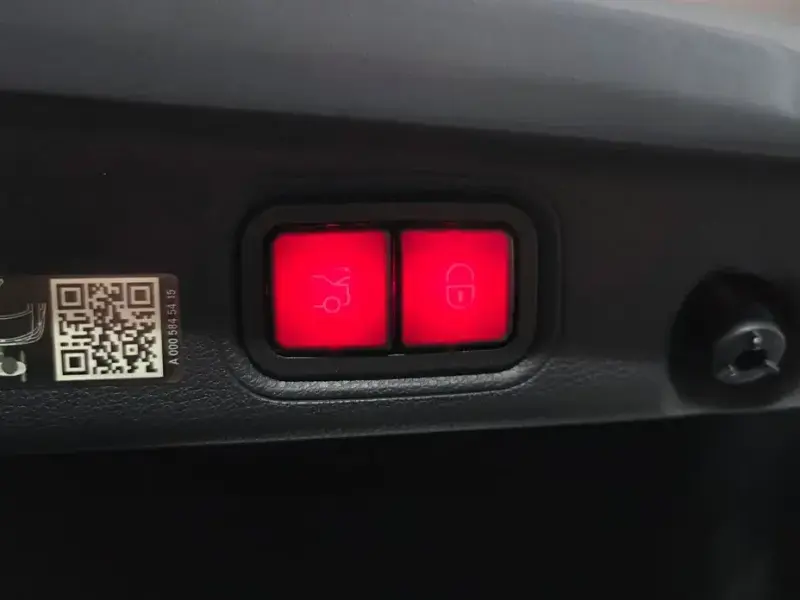 2022 Mercedes-Benz E-Класс с пробегом 26 557 км