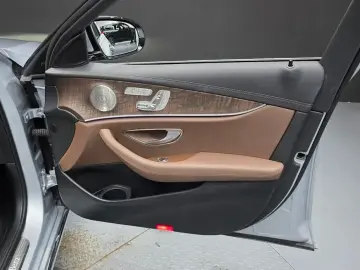 2022 Mercedes-Benz E-Класс с пробегом 26 557 км