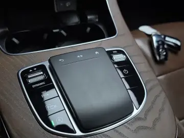 2022 Mercedes-Benz E-Класс с пробегом 26 557 км