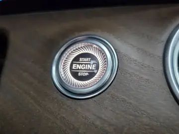 2022 Mercedes-Benz E-Класс с пробегом 26 557 км