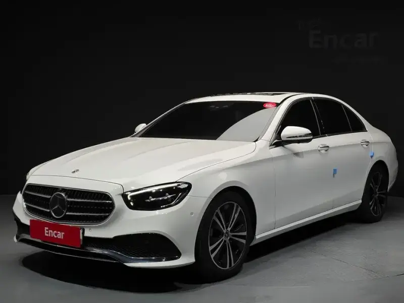 2022 Mercedes-Benz E-Класс с пробегом 30 679 км