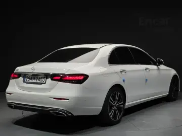 2022 Mercedes-Benz E-Класс с пробегом 30 679 км