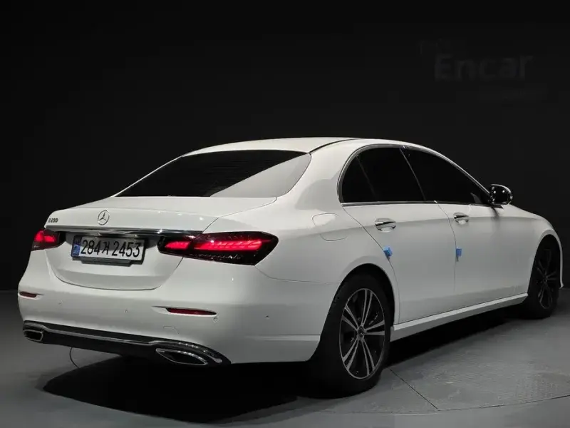 2022 Mercedes-Benz E-Класс с пробегом 30 679 км