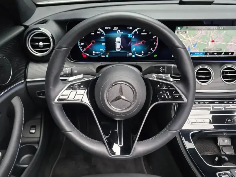 2022 Mercedes-Benz E-Класс с пробегом 30 679 км
