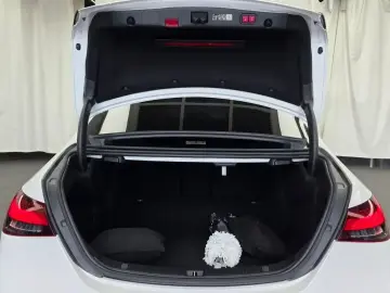 2023 Mercedes-Benz E-Класс с пробегом 40 531 км