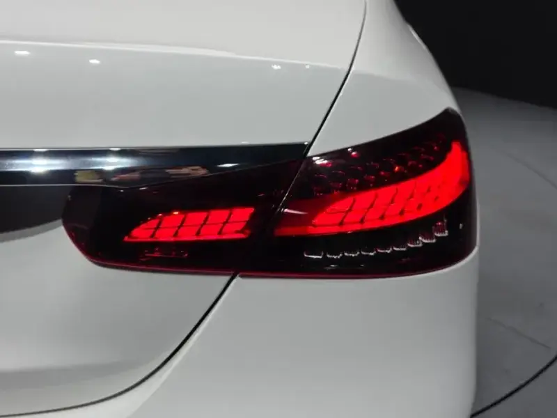 2022 Mercedes-Benz E-Класс с пробегом 30 679 км