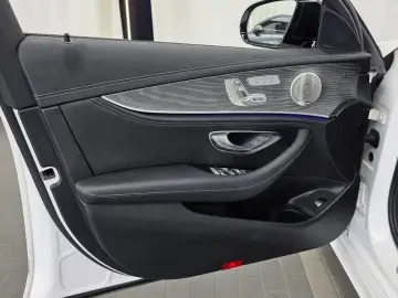 2023 Mercedes-Benz E-Класс с пробегом 40 531 км