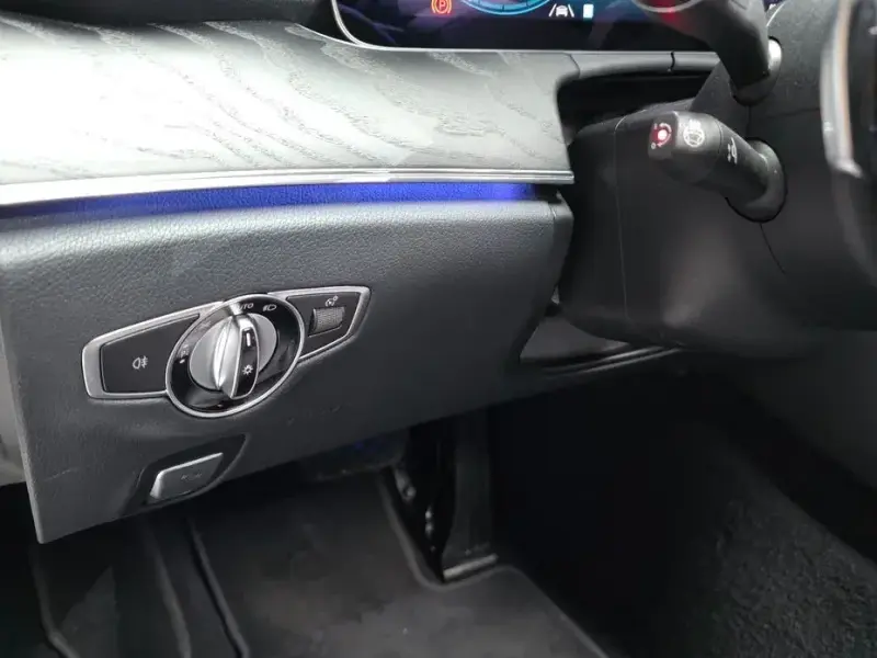2022 Mercedes-Benz E-Класс с пробегом 30 679 км