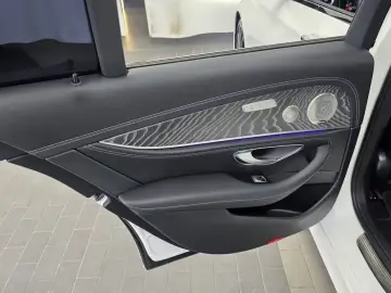 2023 Mercedes-Benz E-Класс с пробегом 40 531 км