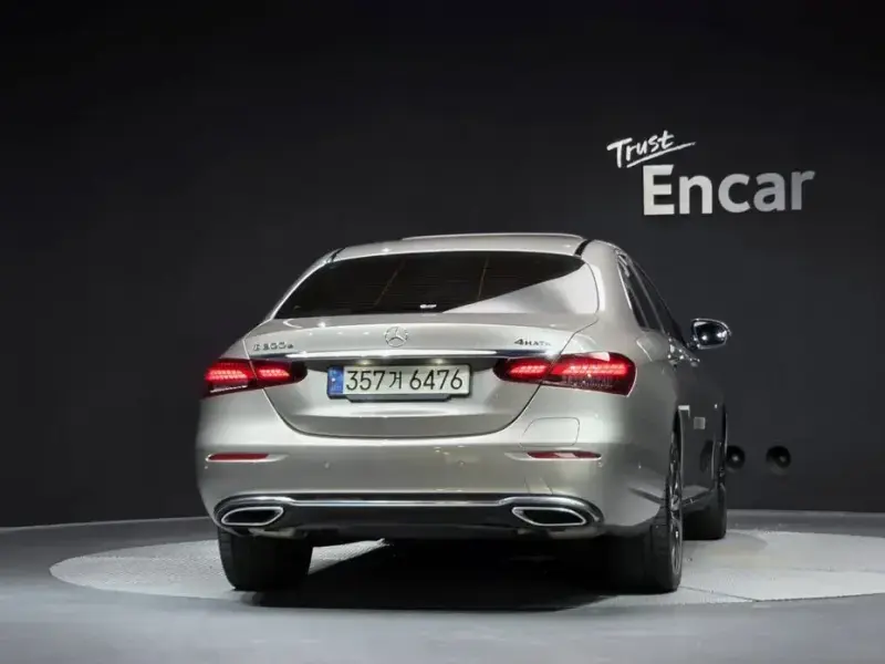 2021 Mercedes-Benz E-Класс с пробегом 110 873 км