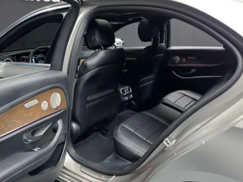 2021 Mercedes-Benz E-Класс с пробегом 110 873 км