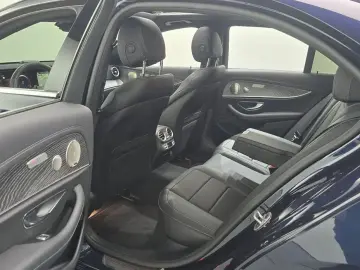2022 Mercedes-Benz E-Класс с пробегом 48 818 км