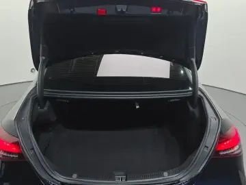 2022 Mercedes-Benz E-Класс с пробегом 48 818 км