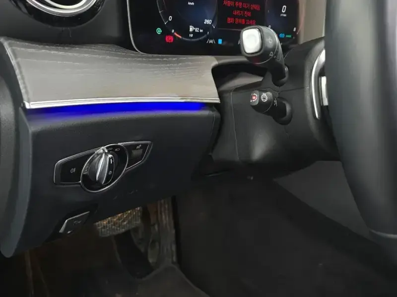 2022 Mercedes-Benz E-Класс с пробегом 48 818 км