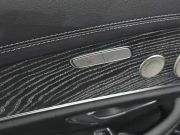 2022 Mercedes-Benz E-Класс с пробегом 48 818 км