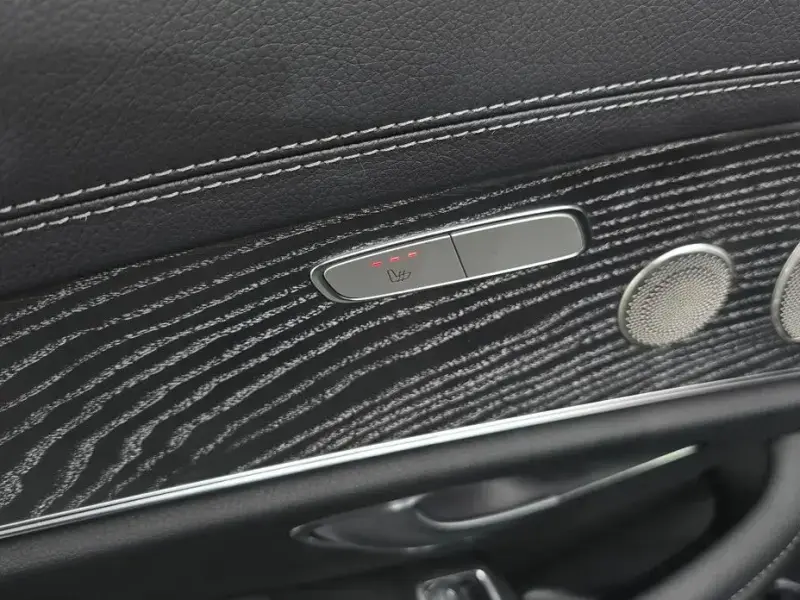 2022 Mercedes-Benz E-Класс с пробегом 48 818 км