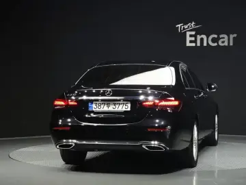 2022 Mercedes-Benz E-Класс с пробегом 26 234 км