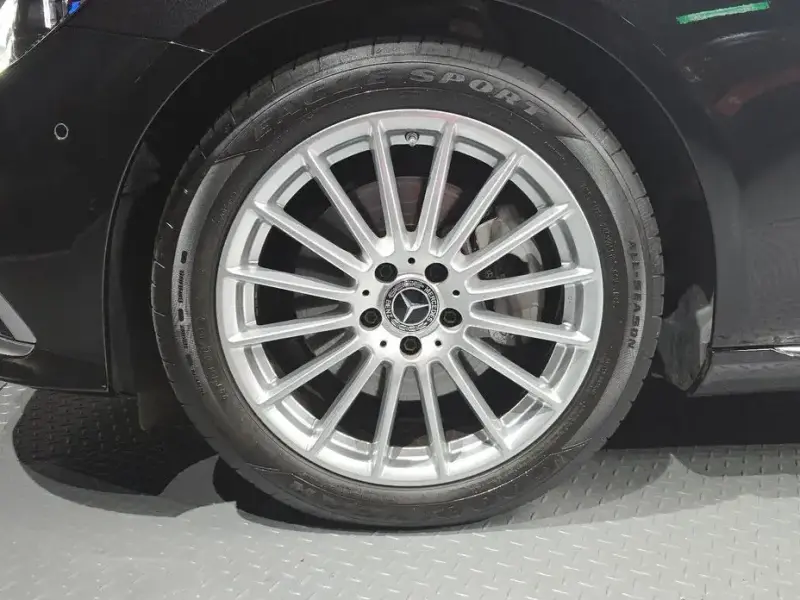 2022 Mercedes-Benz E-Класс с пробегом 26 234 км
