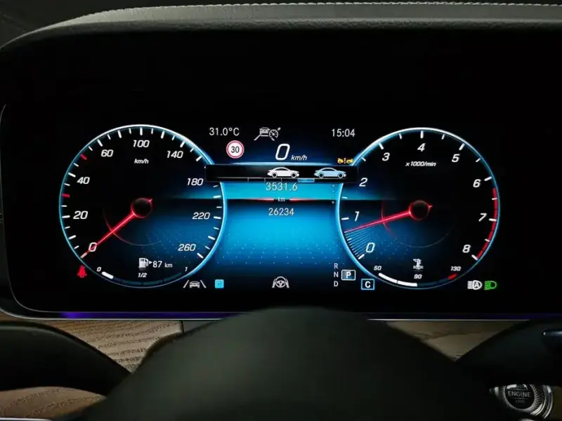 2022 Mercedes-Benz E-Класс с пробегом 26 234 км