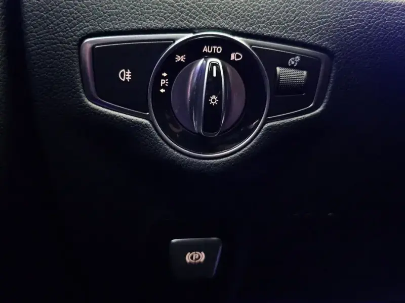 2022 Mercedes-Benz E-Класс с пробегом 26 234 км