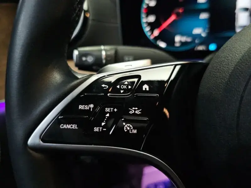 2022 Mercedes-Benz E-Класс с пробегом 26 234 км