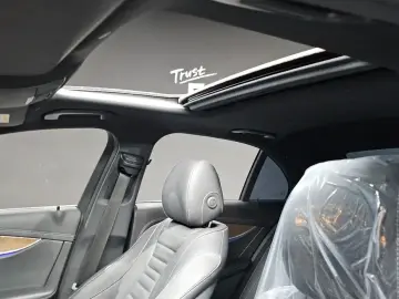 2022 Mercedes-Benz E-Класс с пробегом 26 234 км