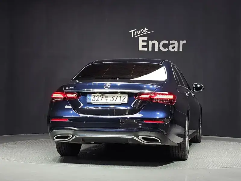 2022 Mercedes-Benz E-Класс с пробегом 14 345 км