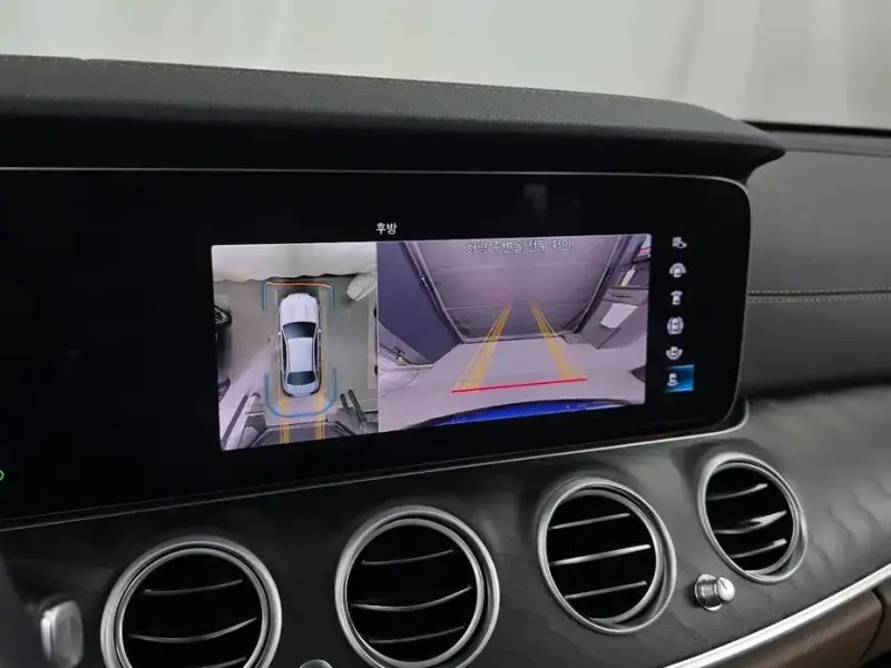 2022 Mercedes-Benz E-Класс с пробегом 14 345 км